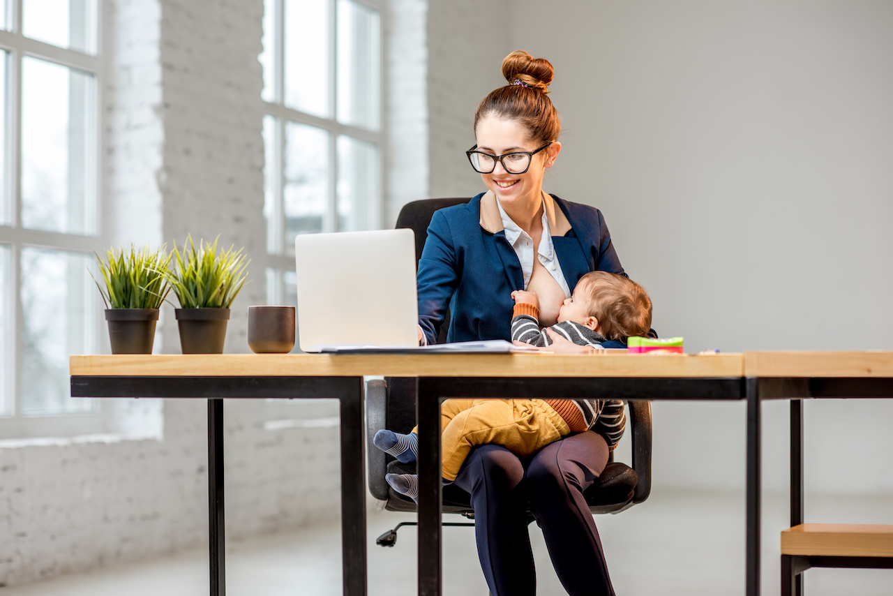 Volta ao trabalho para mães que amamentam – Essencial Baby